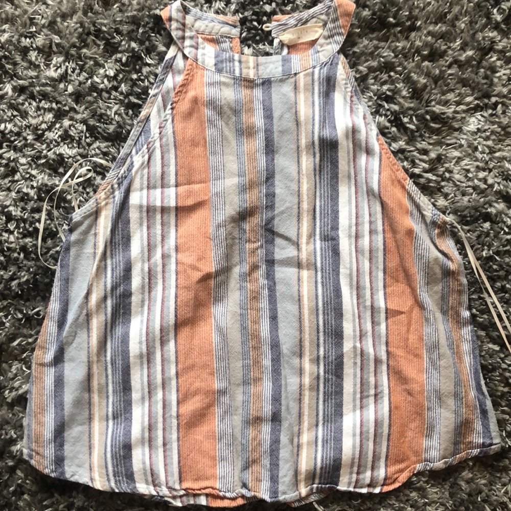Women’s Large Halter Neck Sleeveless Shirt